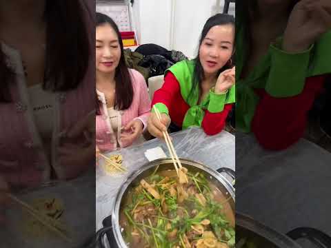 今晚我哋有口福了✌️✌️✌️飛馬牌羊腩煲，正👍👍👍😜😜😜 サムネイル