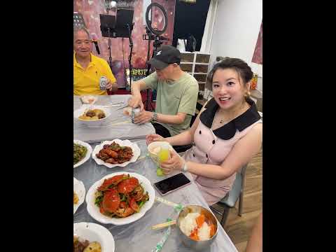 開餐開餐✌️✌️✌️飲杯飲杯🥂🥂🥂歡迎福仔😜😜😜👏👏👏 サムネイル
