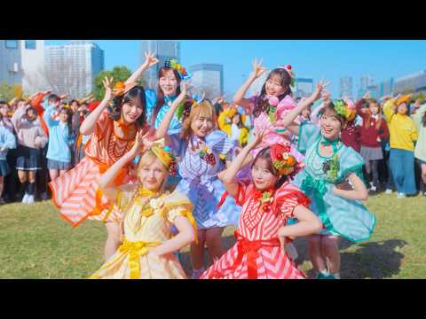 FRUITS ZIPPER、ファンと共演！？”初づくし”の撮影にメンバー大興奮！ファンからのサプライズメッセージにも感… サムネイル